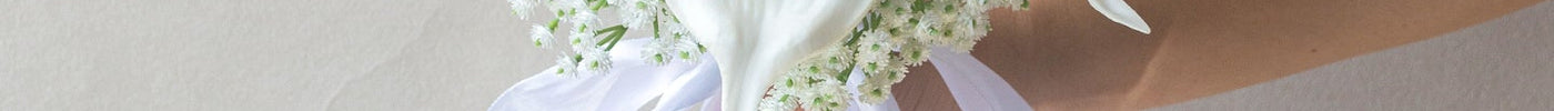  Calla Lily Artificial Bouquet  held with ribbons for wedding decoration.