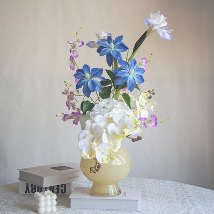 Artificial Flower,High-Realism Clematis-Centered Mixed Bouquet_Silk-Like Home Flower Arrangement,Photo Prop