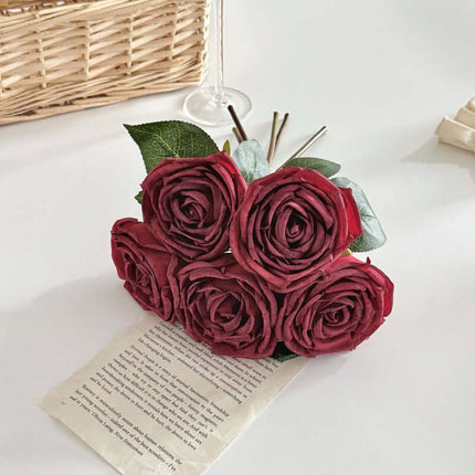 Highly Realistic Silk like Texture Artificial Rose Flowers, Bridal Bouquet,Valentine's Day fake roses,Living Room & Dining Table Decor, Wedding Floral Arrangement