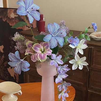 Realistic  Artificial Flower Silk like Bouquet Set, Oil Painting Style, Purple Tone, Photography Scenery, Flower Arrangement, Window Display Soft Decor Matching