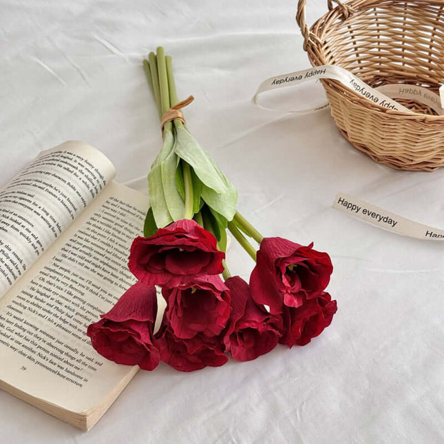 High-fidelity Platycodon Grandiflorus Artificial Flowers,for Decorative,Silk-like Texture,Grandiflorus,Wedding bouquet,Small Fresh Style, Artificial Flower Bouquets,  Photography Props