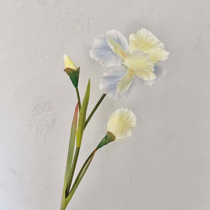 Highly Realistic 3-Head Iris Silk Artificial Flowers for Decoration, Oil Painting StyleArtificial Greenery,Hotel Soft Decoration, Flower Arrangement, Photography Props